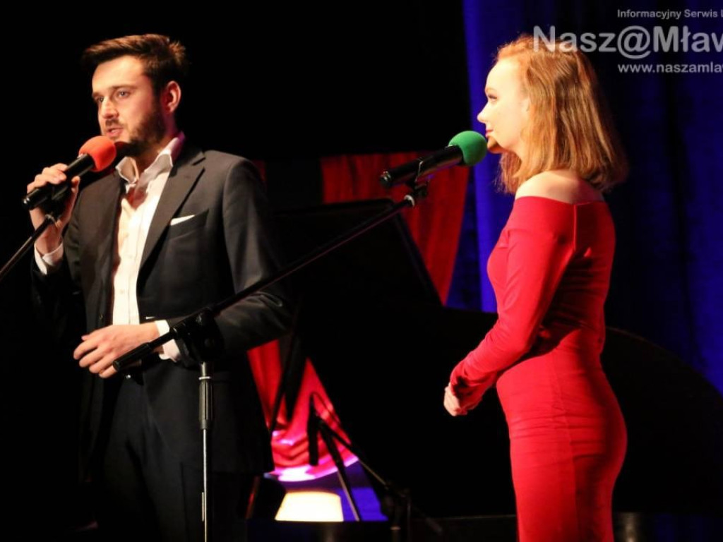 Koncert z okazji Dnia Kobiet [ ZDJĘCIA]