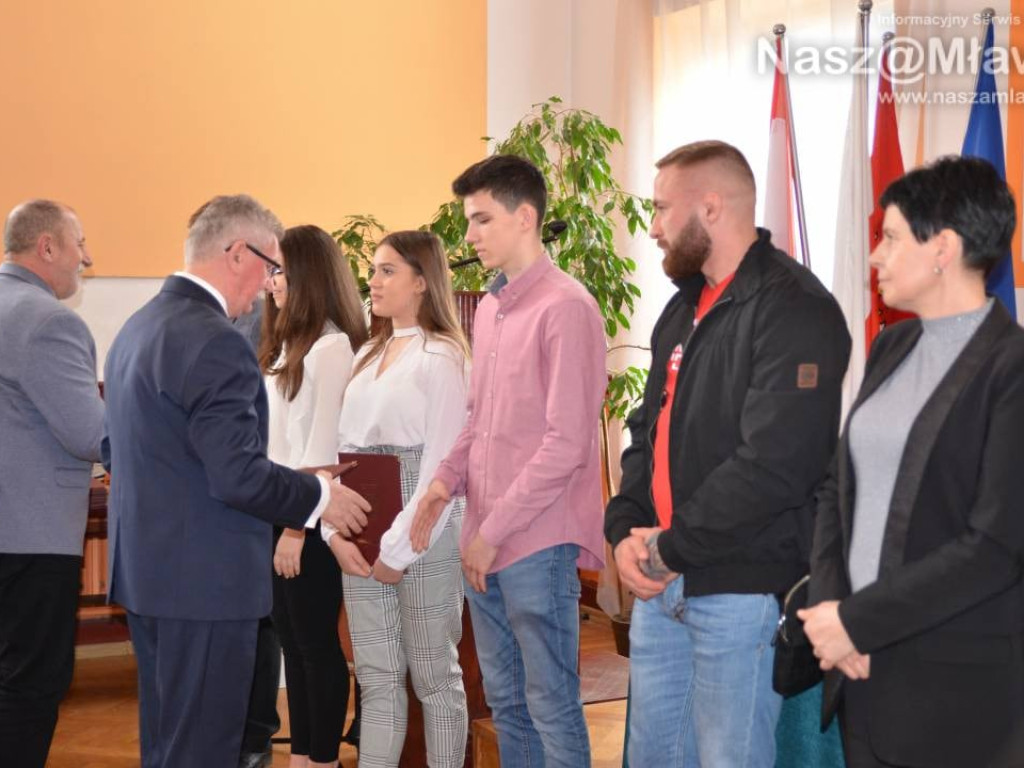 Mławscy zawodnicy i trenerzy nagrodzeni za osiągnięcia sportowe