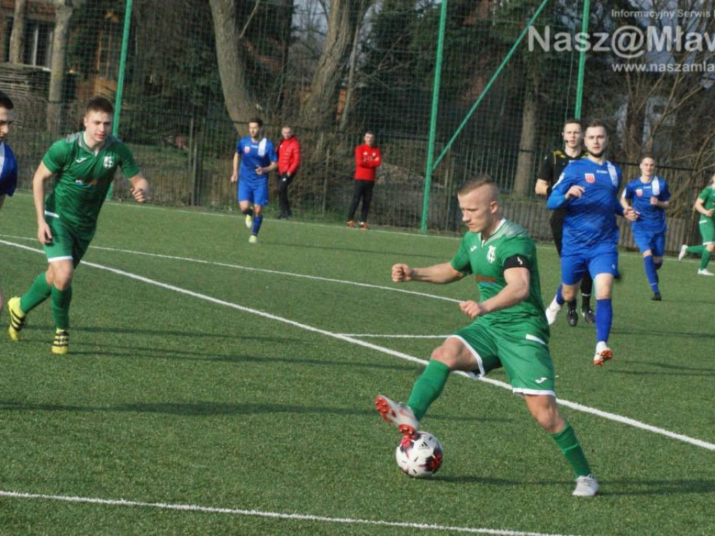 Mławianie zostali po przerwie w szatni. Hat-trick Rogalskiego