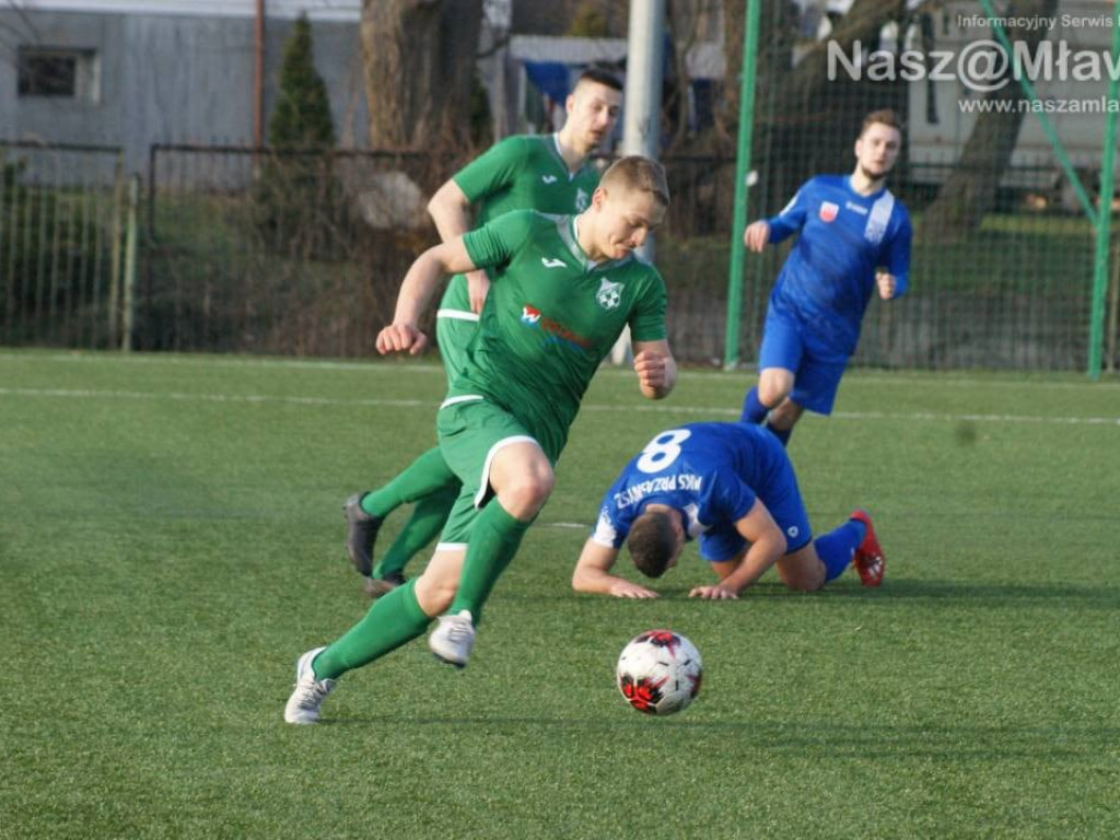 Mławianie zostali po przerwie w szatni. Hat-trick Rogalskiego