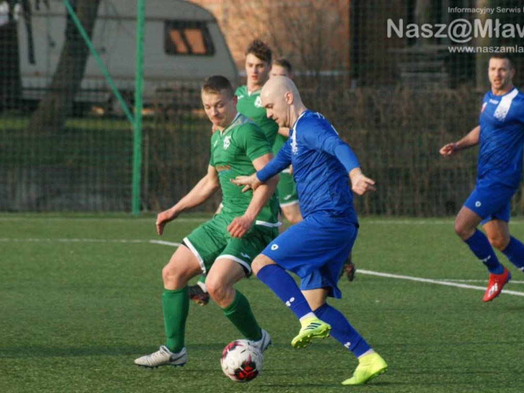 Mławianie zostali po przerwie w szatni. Hat-trick Rogalskiego