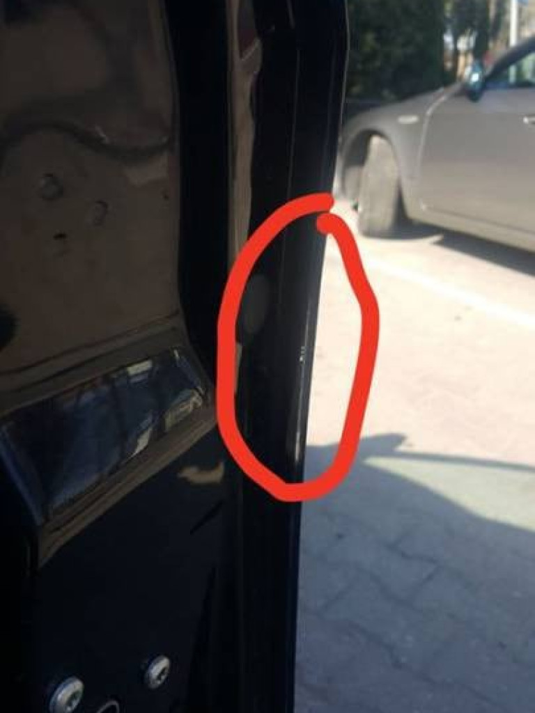 Czytelniczka: Ktoś próbował ukraść moje radio. Włamał się łomem