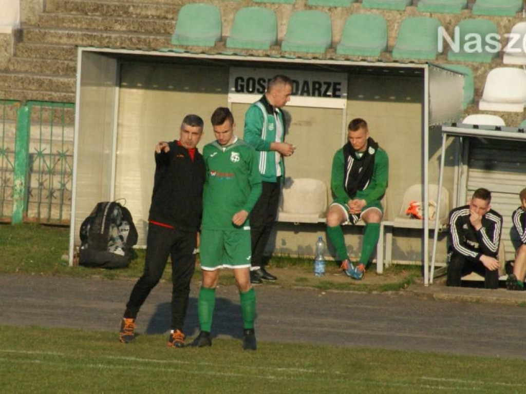 Remis, jak porażka. Czerwień Komorowskiego