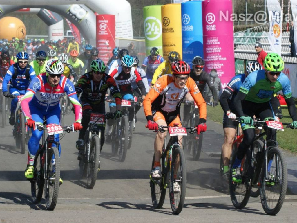 Nad Zalewem Ruda i Łysą Górą. Kolarskie święto