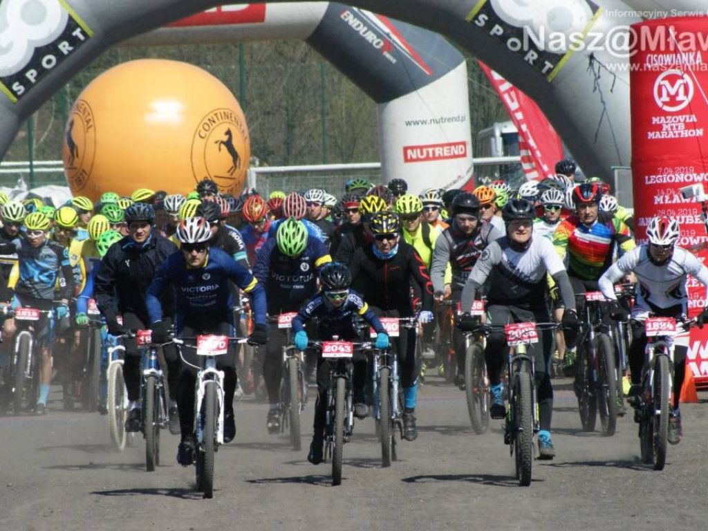 Nad Zalewem Ruda i Łysą Górą. Kolarskie święto