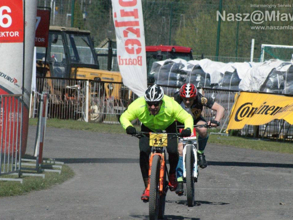 Nad Zalewem Ruda i Łysą Górą. Kolarskie święto
