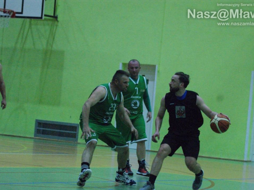 Ciechanów świętuje, Wyszyngton wiceliderem