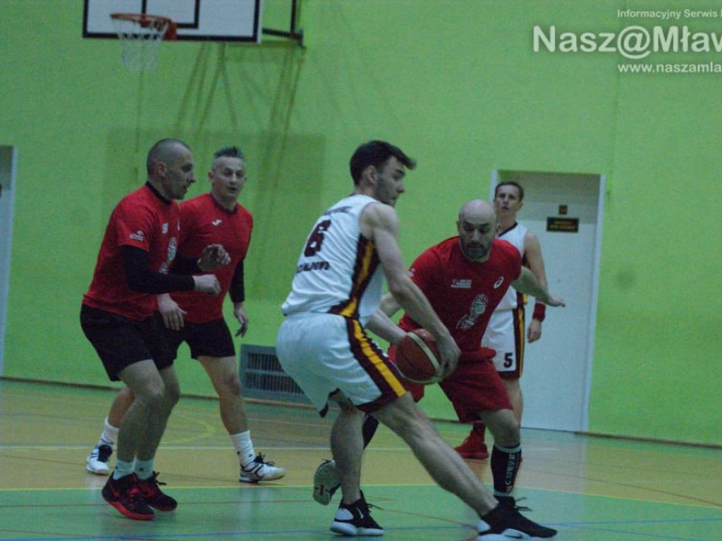 Ciechanów świętuje, Wyszyngton wiceliderem