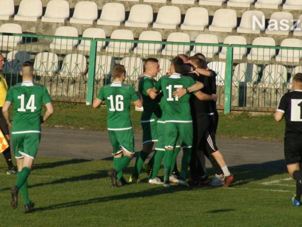 Hat-tricka Tomczaka. Wolne jak marzenie