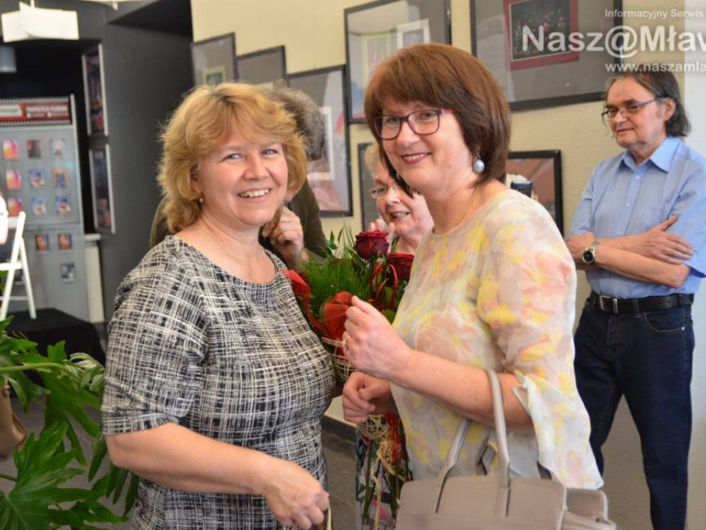 Z USA do Mławy. Przygoda twórcza Muriel Emond [FILM]