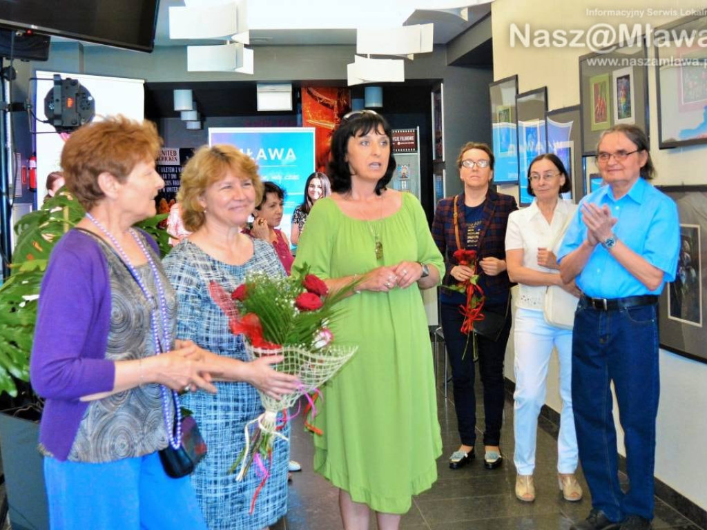 Z USA do Mławy. Przygoda twórcza Muriel Emond [FILM]