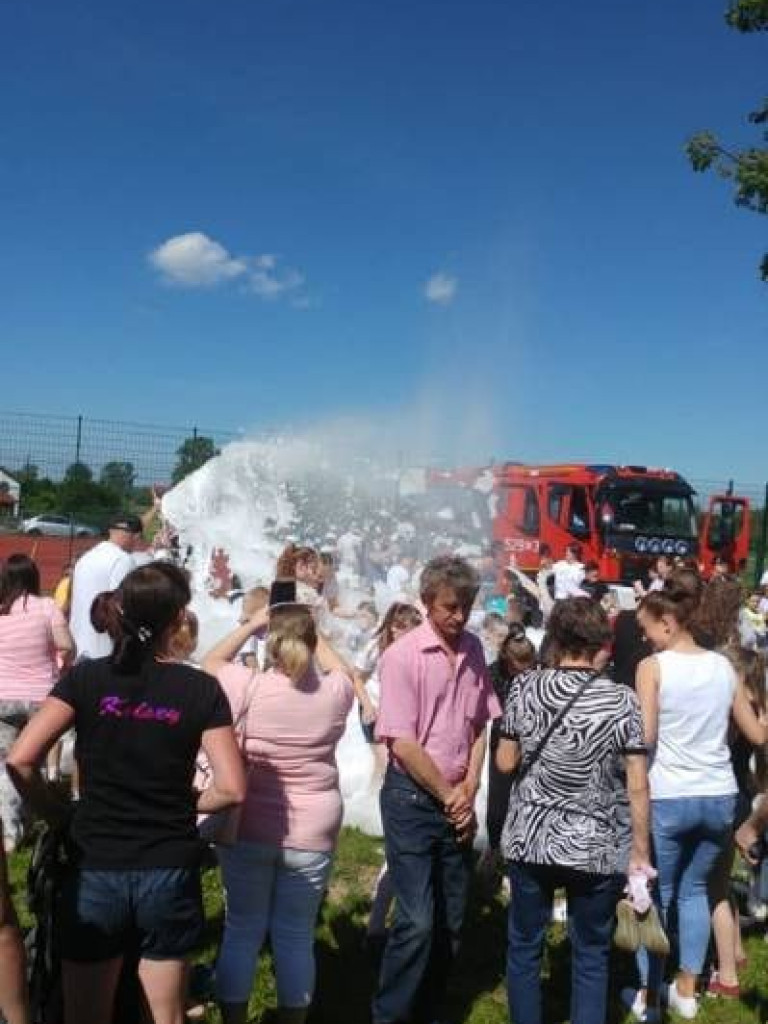 Dzień Dziecka we Wiśniewie: Wystąpił Rudnik - wiele bezpłatnych atrakcji dla dzieci