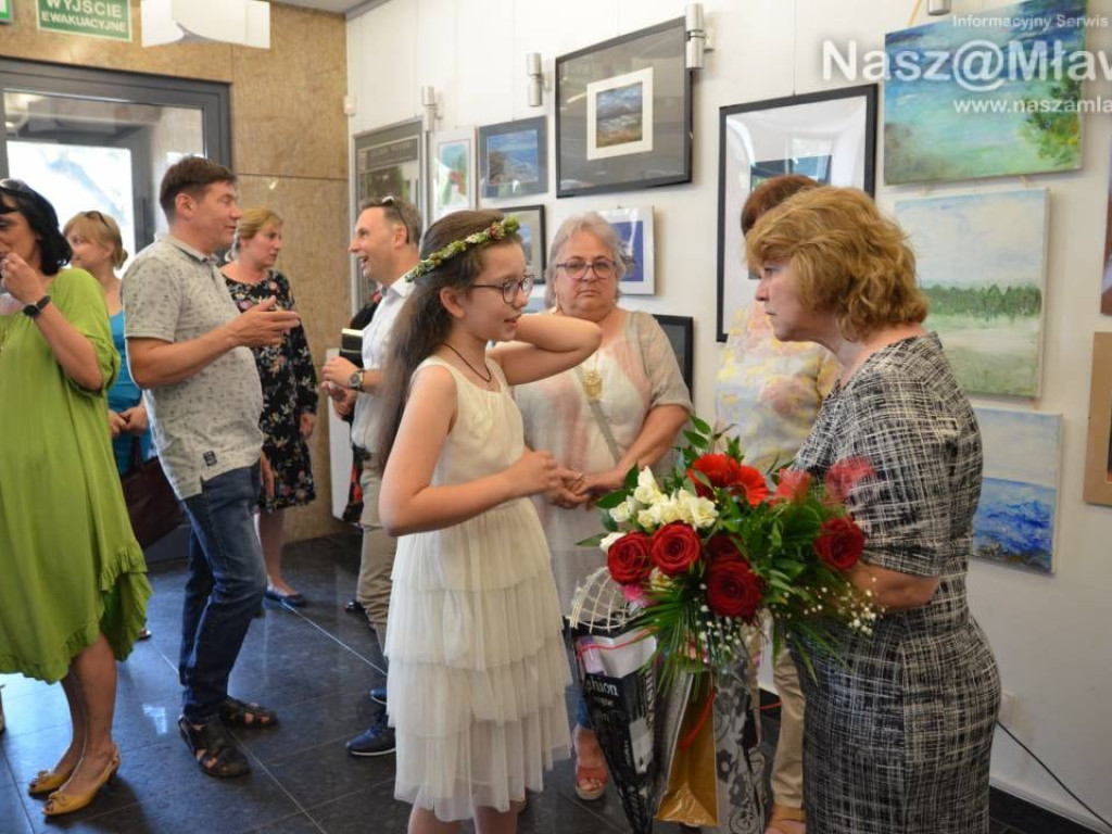 Z USA do Mławy. Przygoda twórcza Muriel Emond [FILM]