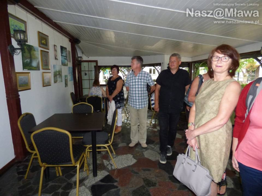 Obrazy pędzlem malowane. Wernisaż prac mławian