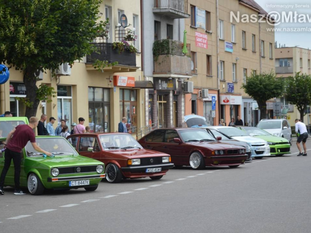 Jarmark Wojciechowy i Zlot Samochodów Tuningowanych