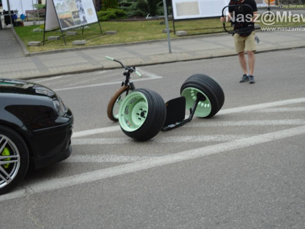 Jarmark Wojciechowy i Zlot Samochodów Tuningowanych