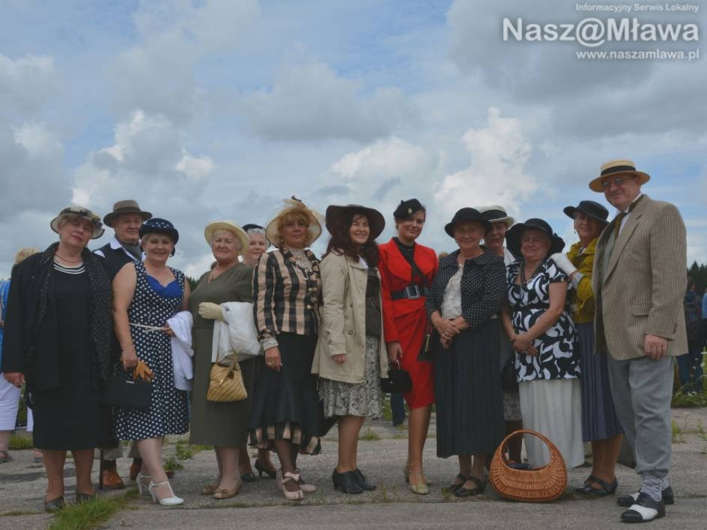 Nasi rekonstruktorzy z GRH LC MŁAWA w Ornecie