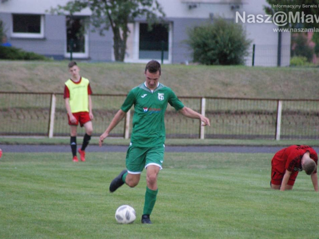 Sparing na plus. Dobrze w ataku, obrona do poprawki