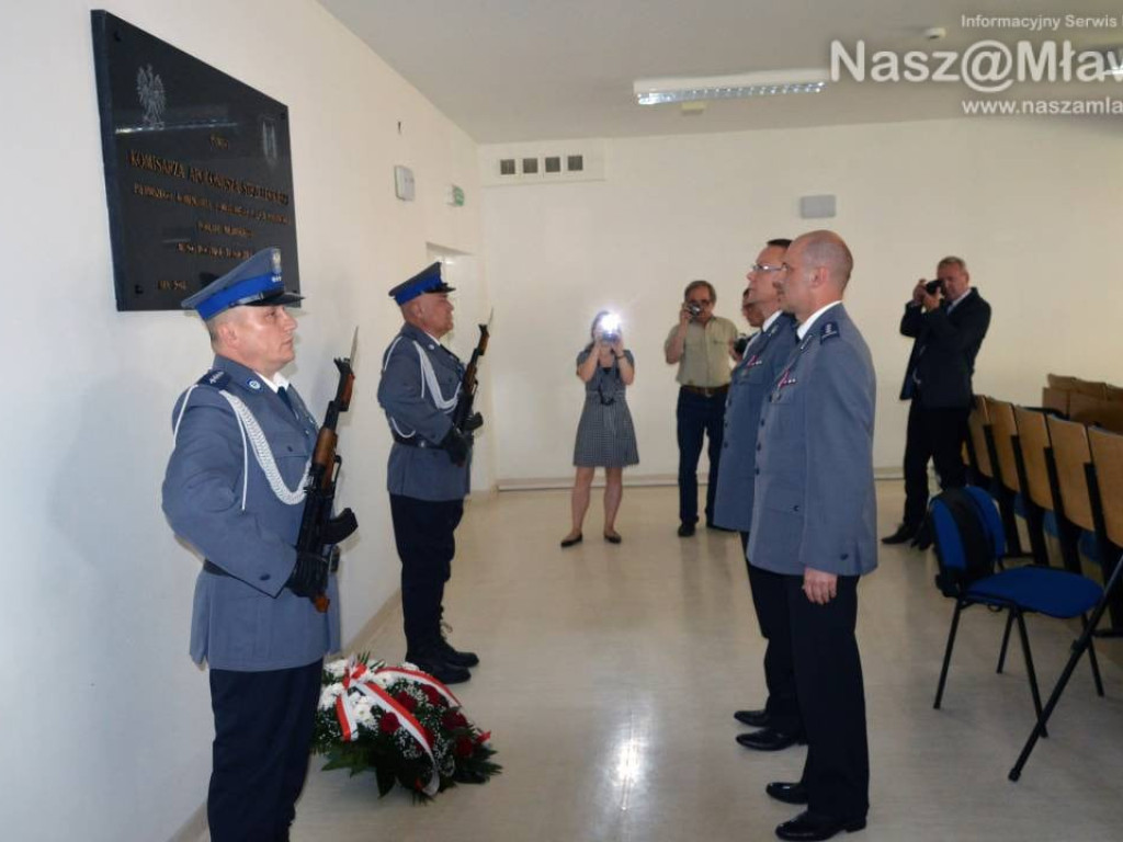 Święto Policji. Awanse i odznaczenia - FOTORELACJA