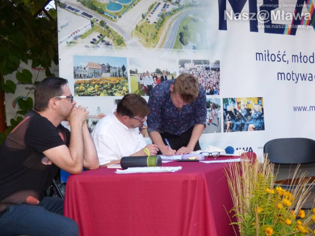 Mławska Noc Poetów 2019 - FOTORELACJA i FILM