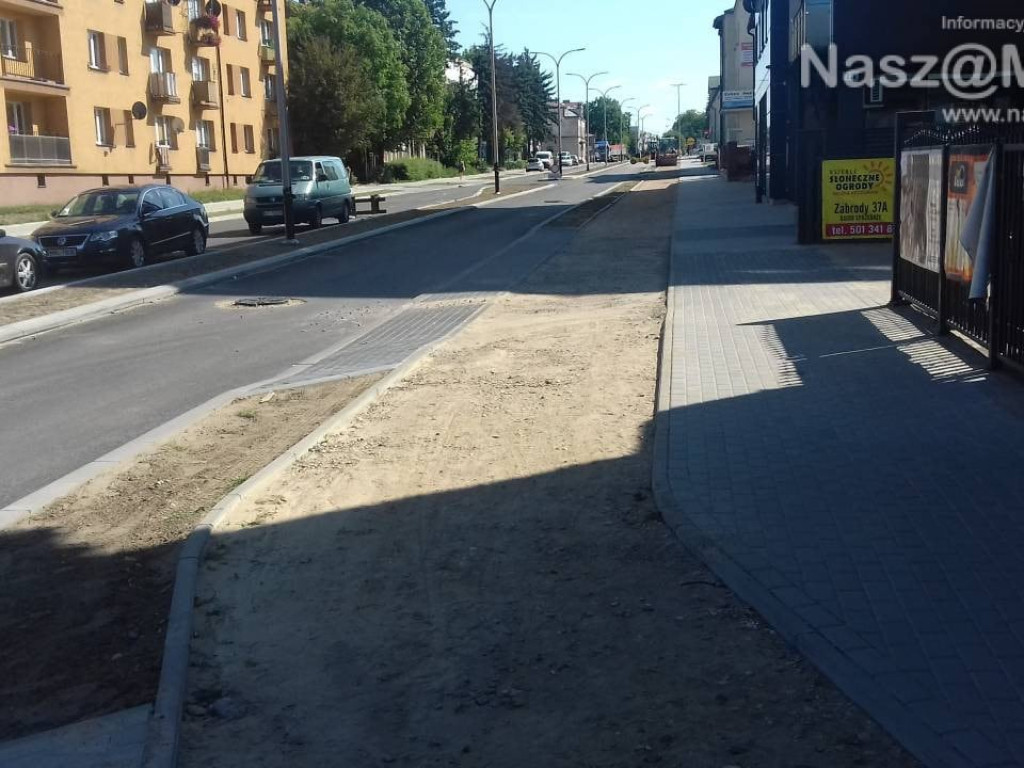 Rondo przy policji przybiera ostateczny kształt