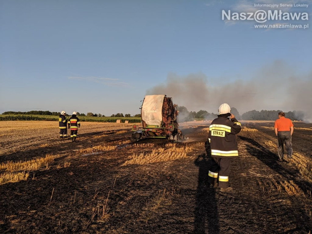 Pożar maszyny - uratowano budynki. Pomogli strażacy i sąsiedzi [ZDJĘCIA I FILM z drona]