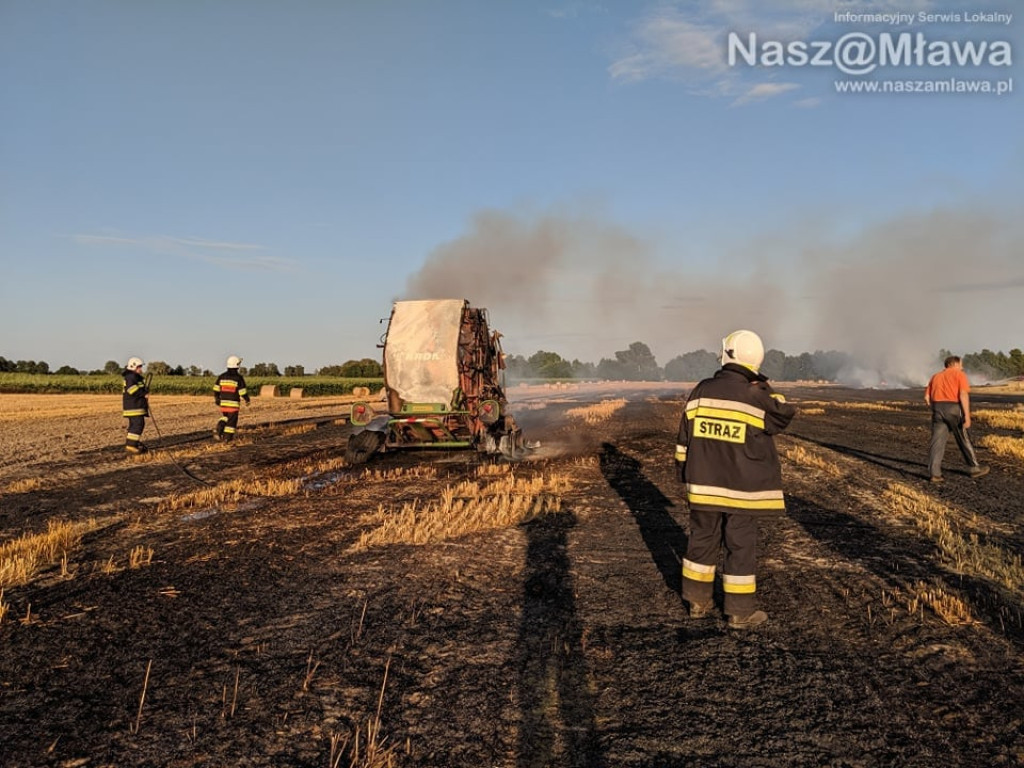 Pożar maszyny - uratowano budynki. Pomogli strażacy i sąsiedzi [ZDJĘCIA I FILM z drona]