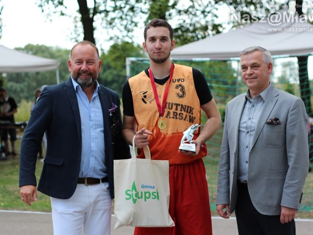 Hutnik znowu najlepszy. Bernikla obok podium