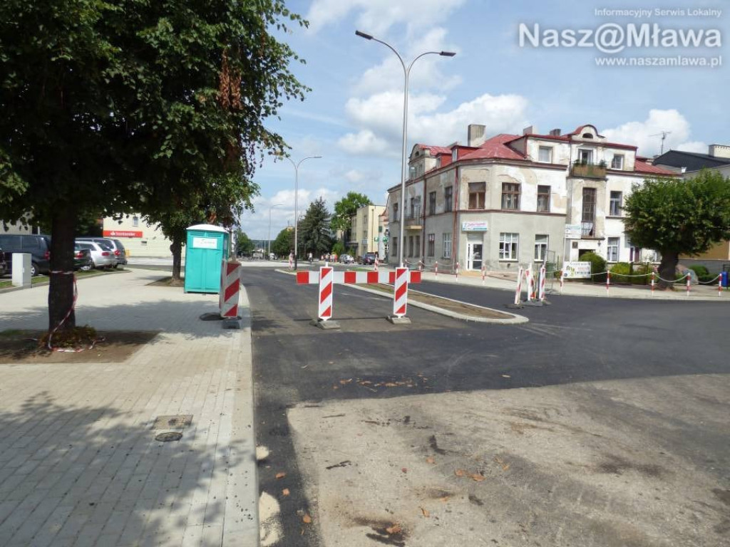 Czy rondo przed policją otworzą jeszcze w wakacje?