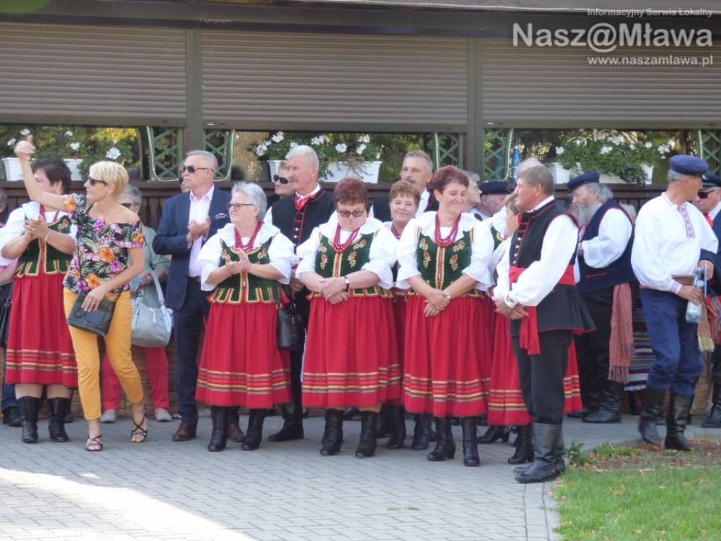 Tłumy na Festiwalu Piosenki Żołnierskiej i Patriotycznej w Mławie