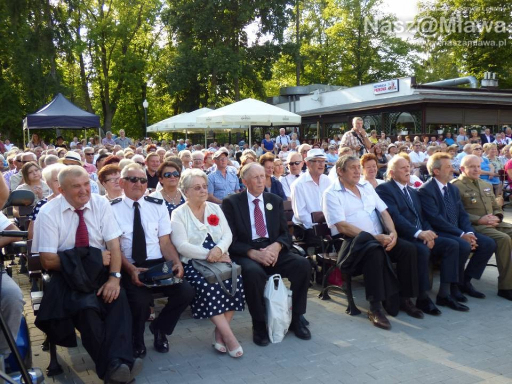 Tłumy na Festiwalu Piosenki Żołnierskiej i Patriotycznej w Mławie