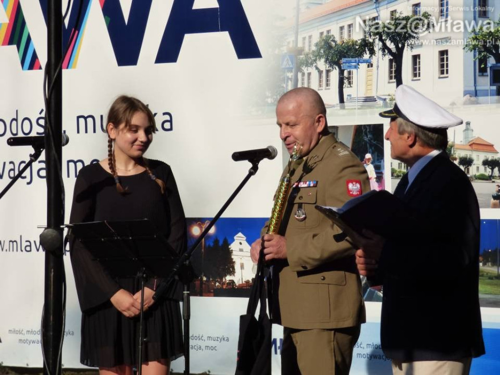 Tłumy na Festiwalu Piosenki Żołnierskiej i Patriotycznej w Mławie