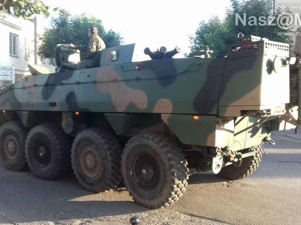 Wojsko już przywiozło ciężki sprzęt do Mławy