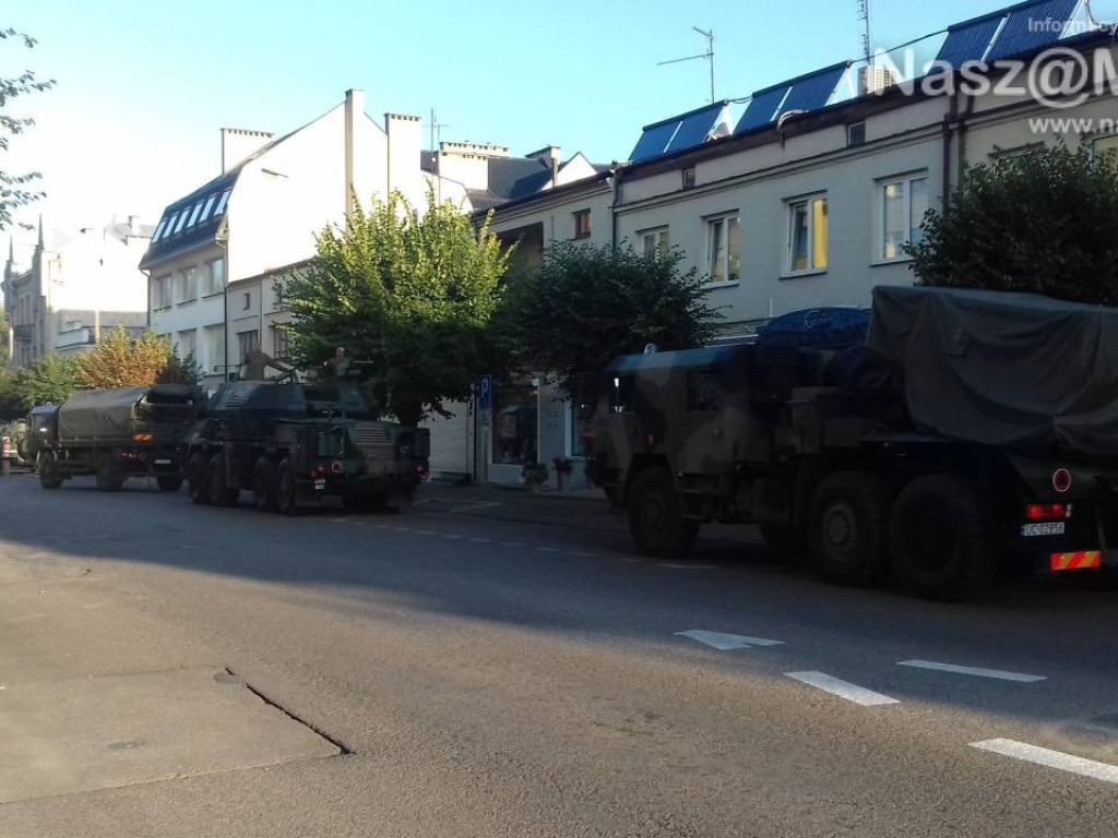 Wojsko już przywiozło ciężki sprzęt do Mławy