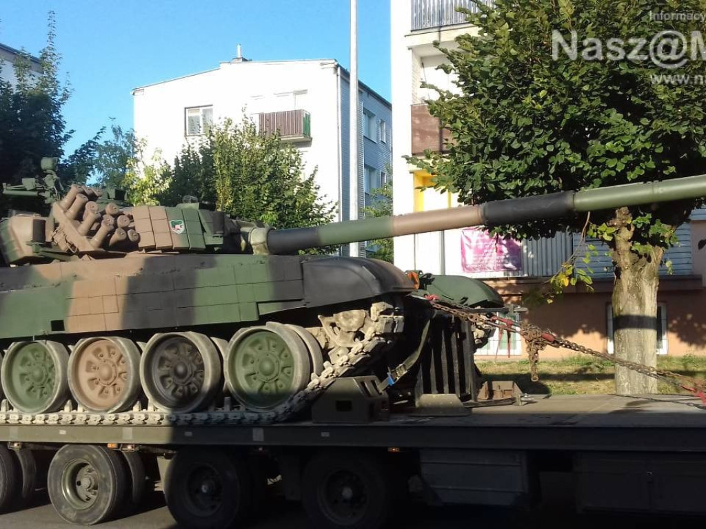 Wojsko już przywiozło ciężki sprzęt do Mławy