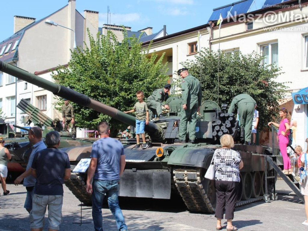 Piknik militarny w Mławie. FOTORELACJA