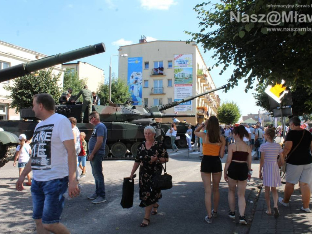 Piknik militarny w Mławie. FOTORELACJA