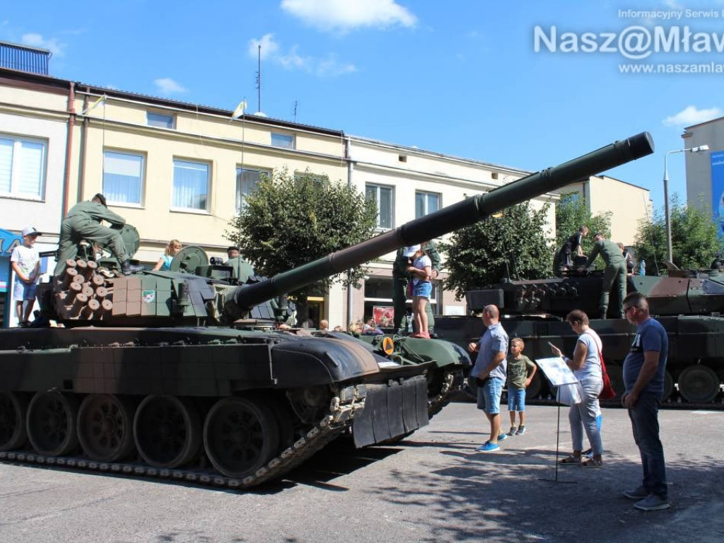 Piknik militarny w Mławie. FOTORELACJA