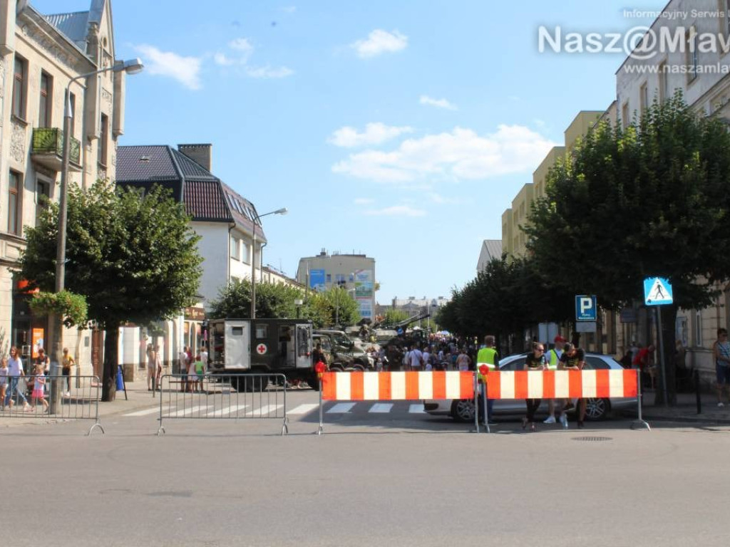 Piknik militarny w Mławie. FOTORELACJA