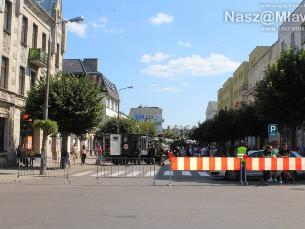 Piknik militarny w Mławie. FOTORELACJA