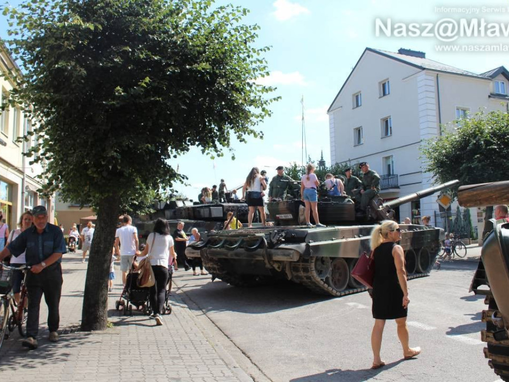 Piknik militarny w Mławie. FOTORELACJA