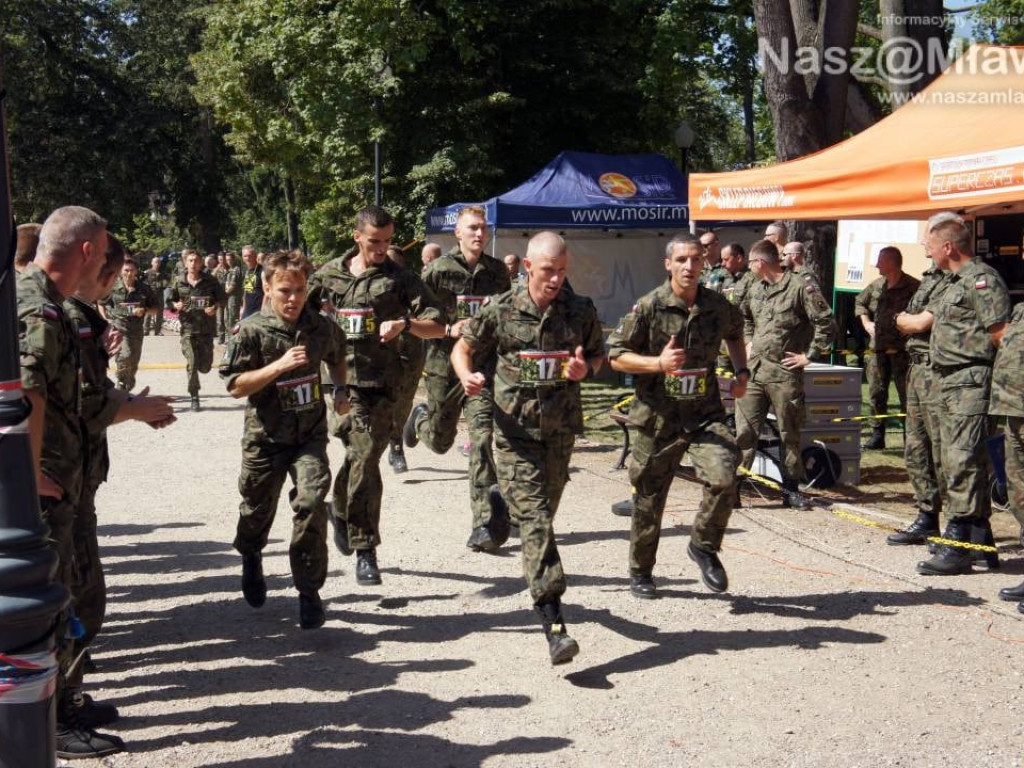 Żołnierskie zmagania w Mławie. Najszybciej pobiegli Białorusini