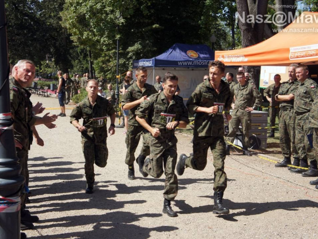 Żołnierskie zmagania w Mławie. Najszybciej pobiegli Białorusini