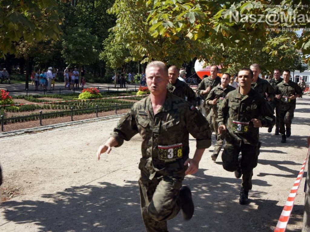 Żołnierskie zmagania w Mławie. Najszybciej pobiegli Białorusini