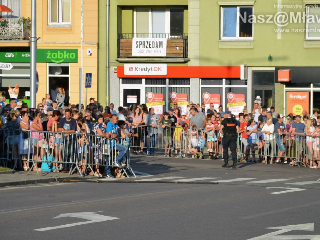 FOTORELACJA: Defilada podczas obchodów 80. rocznicy bitwy pod Mławą