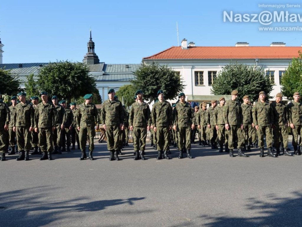 FOTORELACJA: Defilada podczas obchodów 80. rocznicy bitwy pod Mławą
