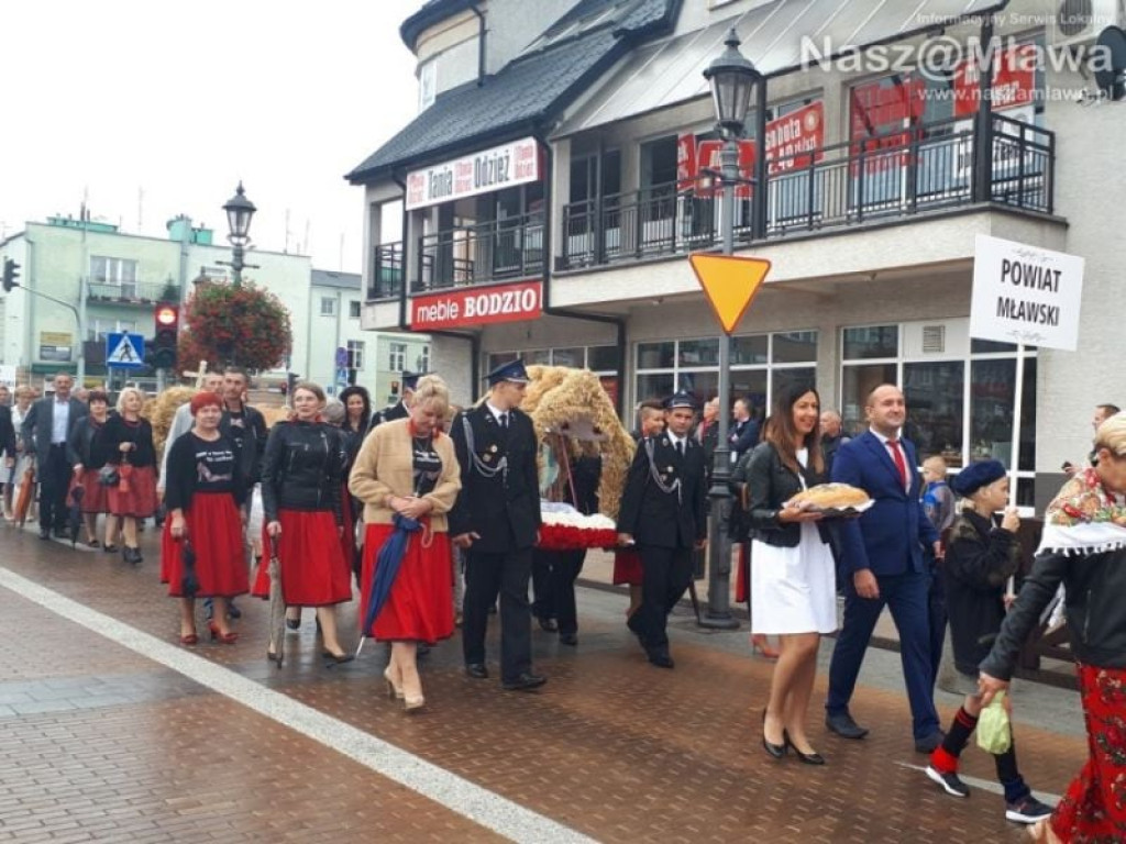 Mławianie na Dożynkach Województwa Mazowieckiego w Ciechanowie