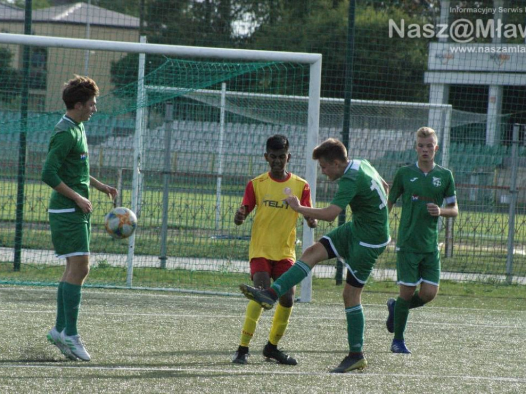 Impuls rezerwowego. Cztery oczka trampkarzy