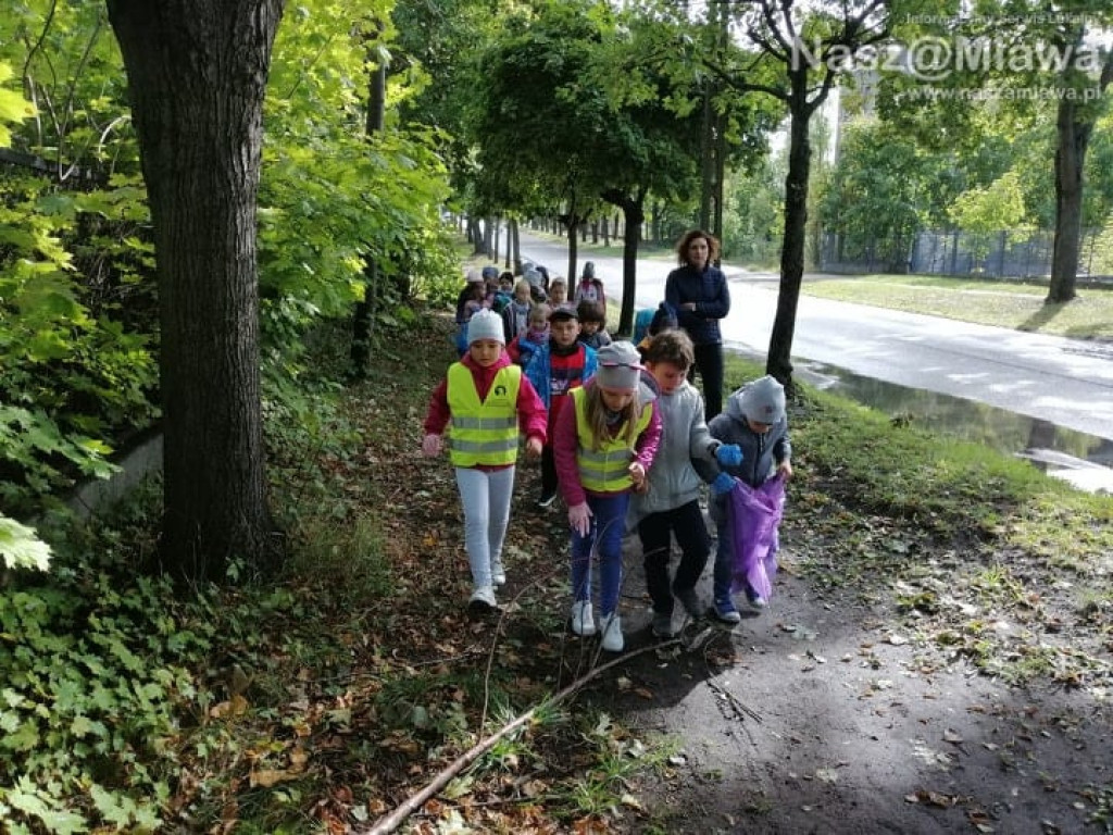 #sprzątaMY - mławscy uczniowie w akcji