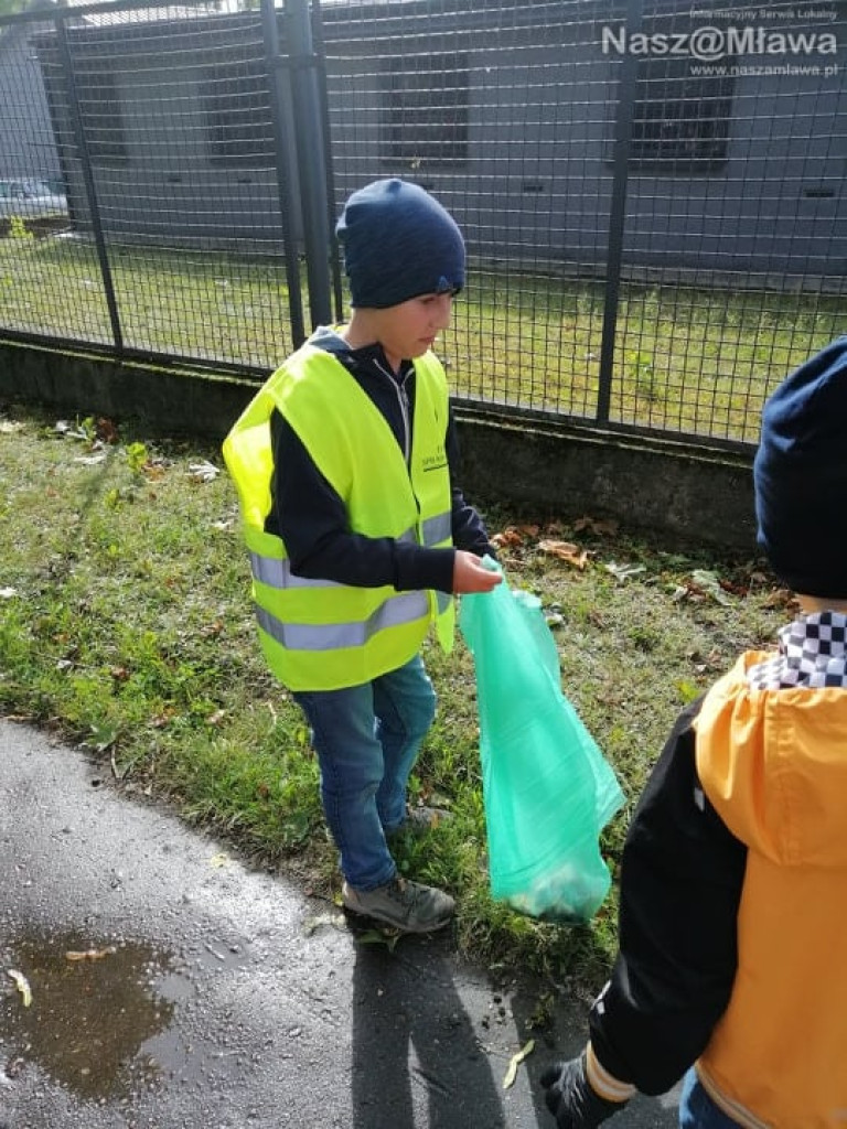 #sprzątaMY - mławscy uczniowie w akcji